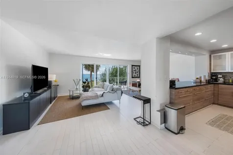 11111 Biscayne Boulevard Miami FL 33181