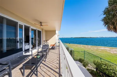 11111 Biscayne Boulevard Miami FL 33181