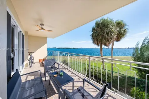11111 Biscayne Boulevard Miami FL 33181