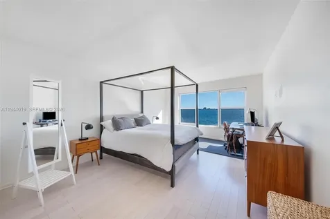 11111 Biscayne Boulevard Miami FL 33181