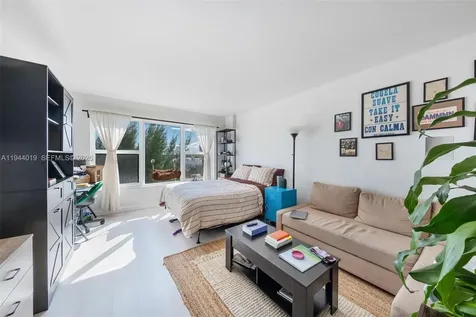 11111 Biscayne Boulevard Miami FL 33181