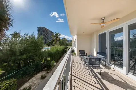 11111 Biscayne Boulevard Miami FL 33181