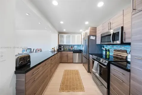 11111 Biscayne Boulevard Miami FL 33181