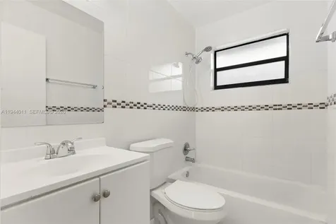 4120 SW 19th Street West Park FL 33023