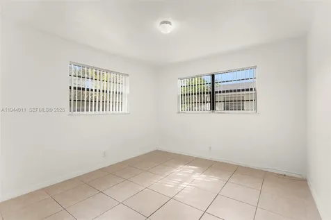 4120 SW 19th Street West Park FL 33023
