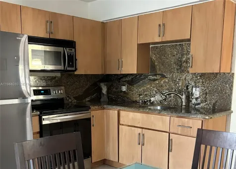 235 Anne Bonny Drive Key Largo FL 33037