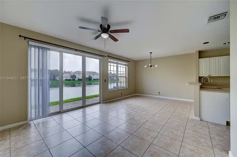 3258 NW 32nd Terrace Oakland Park FL 33309