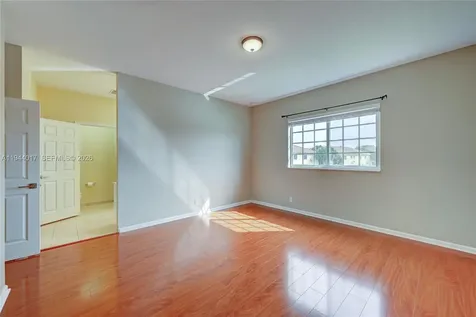 3258 NW 32nd Terrace Oakland Park FL 33309