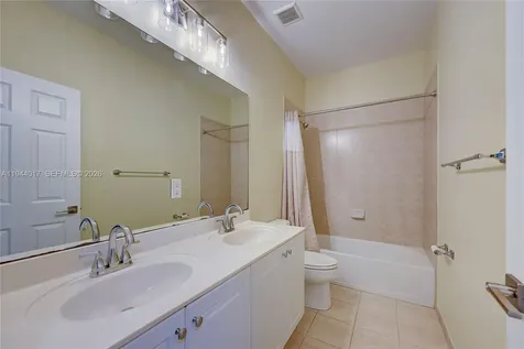 3258 NW 32nd Terrace Oakland Park FL 33309