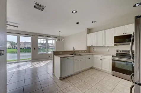 3258 NW 32nd Terrace Oakland Park FL 33309