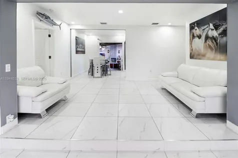591 SE 5th Street Hialeah FL 33010