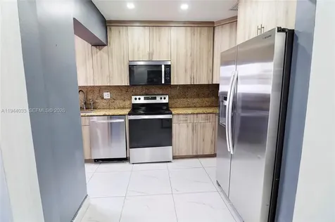 591 SE 5th Street Hialeah FL 33010