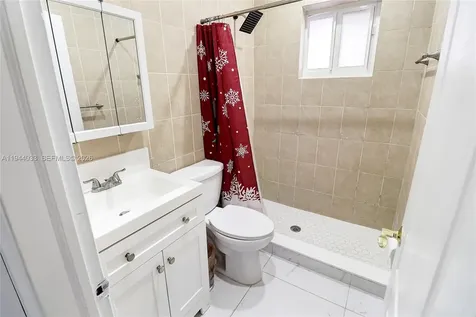 591 SE 5th Street Hialeah FL 33010