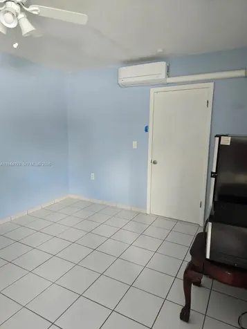 591 SE 5th Street Hialeah FL 33010