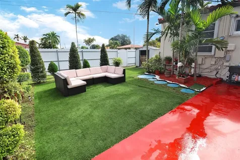 591 SE 5th Street Hialeah FL 33010