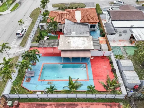 591 SE 5th Street Hialeah FL 33010