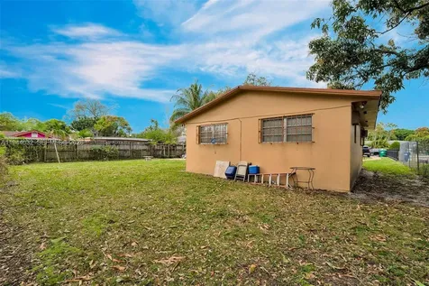 1900 NW 88th Street Miami FL 33147