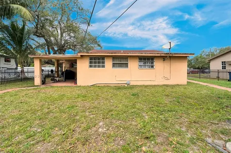 1900 NW 88th Street Miami FL 33147