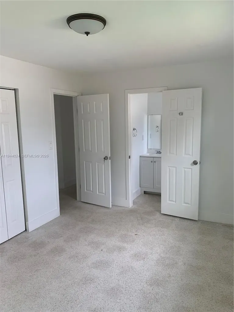 6740 Park Street Hollywood FL 33024
