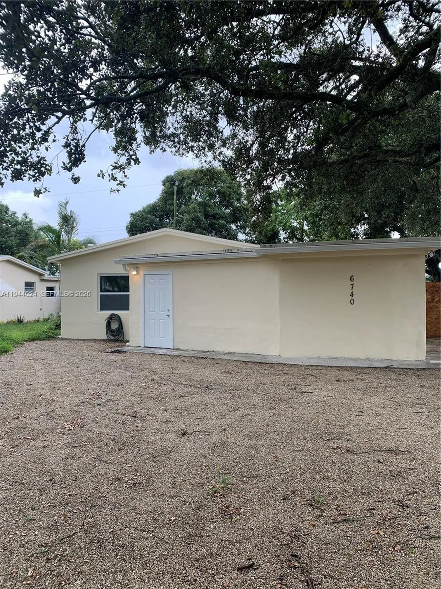 6740 Park Street Hollywood FL 33024