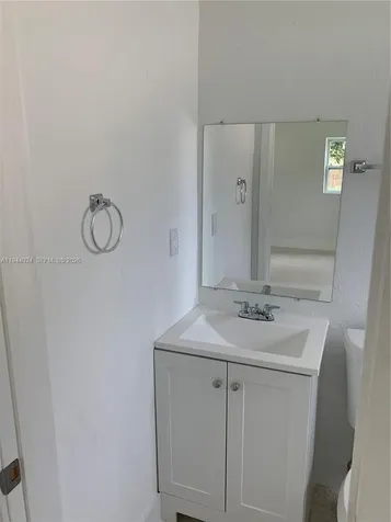 6740 Park Street Hollywood FL 33024