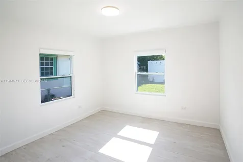 2620 SW 9th Street Miami FL 33135