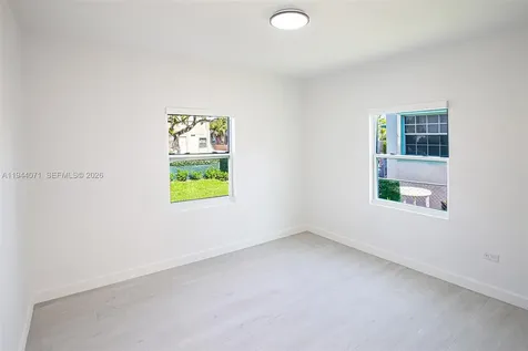 2620 SW 9th Street Miami FL 33135