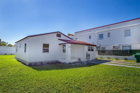 2620 SW 9th Street Miami FL 33135