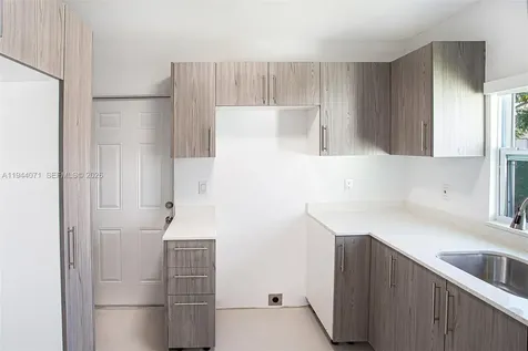 2620 SW 9th Street Miami FL 33135