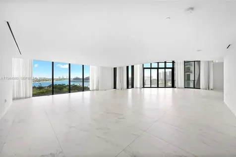 1000 Biscayne Boulevard Miami FL 33132