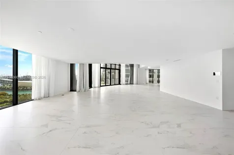 1000 Biscayne Boulevard Miami FL 33132