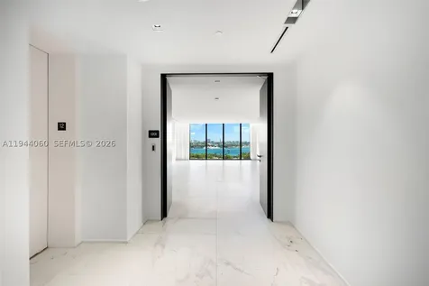 1000 Biscayne Boulevard Miami FL 33132