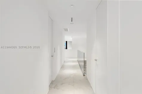 1000 Biscayne Boulevard Miami FL 33132