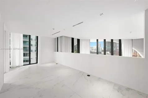 1000 Biscayne Boulevard Miami FL 33132