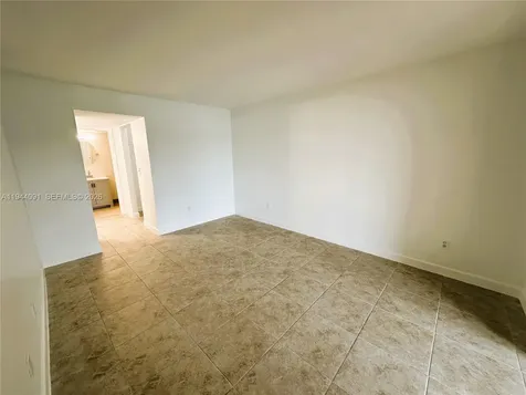 1044 S Independence Drive Homestead FL 33034
