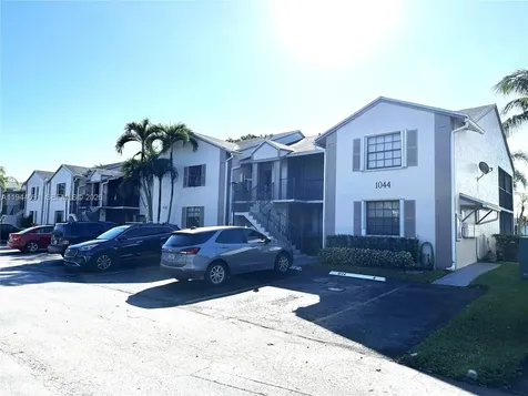 1044 S Independence Drive Homestead FL 33034