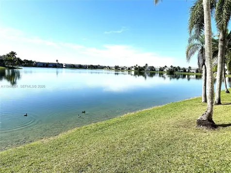 1044 S Independence Drive Homestead FL 33034