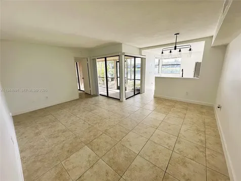 1044 S Independence Drive Homestead FL 33034