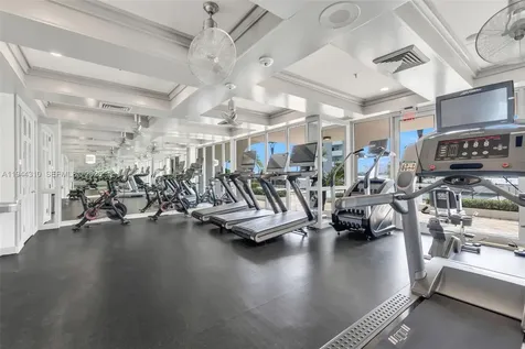 11 Island Avenue Miami Beach FL 33139