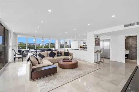 11 Island Avenue Miami Beach FL 33139