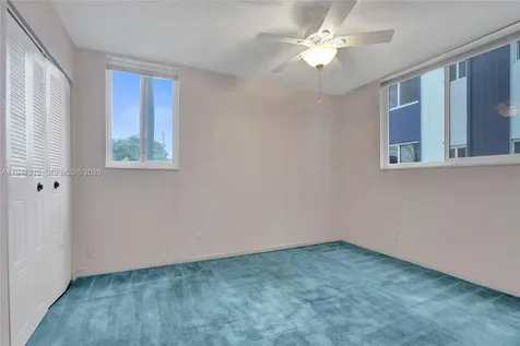 3180 Holiday Springs Boulevard Margate FL 33063