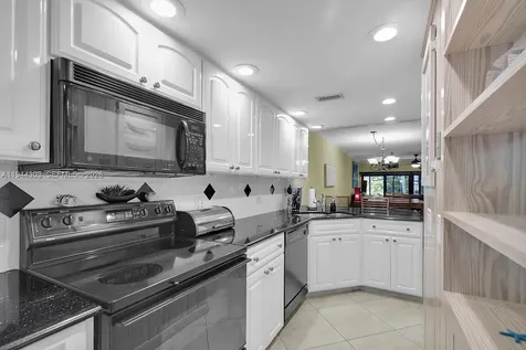 87200 Overseas Highway Plantation Key FL 33036