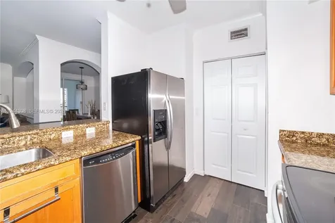 17150 N Bay Road Sunny Isles Beach FL 33160