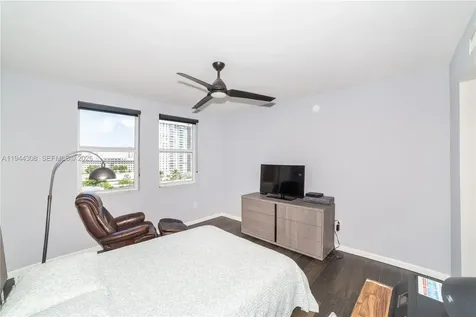 17150 N Bay Road Sunny Isles Beach FL 33160
