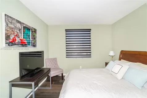 17150 N Bay Road Sunny Isles Beach FL 33160
