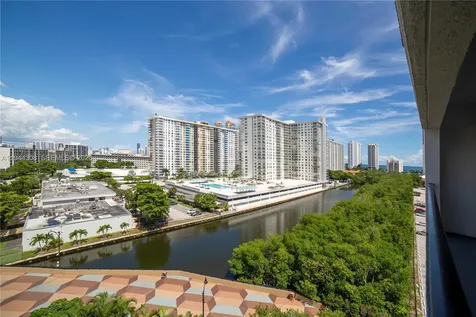17150 N Bay Road Sunny Isles Beach FL 33160