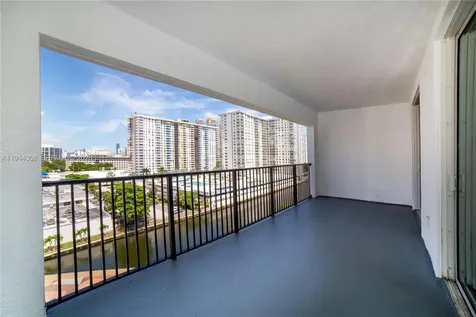 17150 N Bay Road Sunny Isles Beach FL 33160
