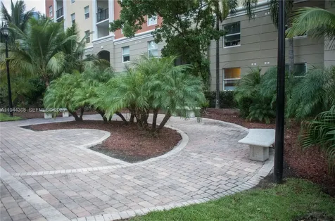 17150 N Bay Road Sunny Isles Beach FL 33160