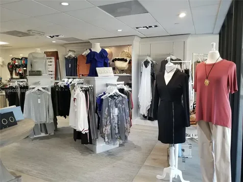 4000 Island Boulevard Aventura FL 33160