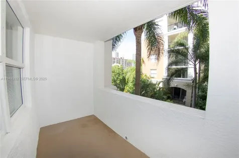 17145 N Bay Road Sunny Isles Beach FL 33160